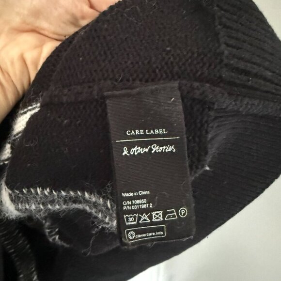 & Other Stories - Black and White Oversized Fuzzy Plaid Sweater - Size S - Picture 3 of 3